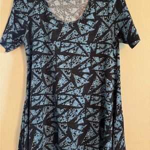 LuLaRoe Black and Blue Geometric Short Sleeve Top
